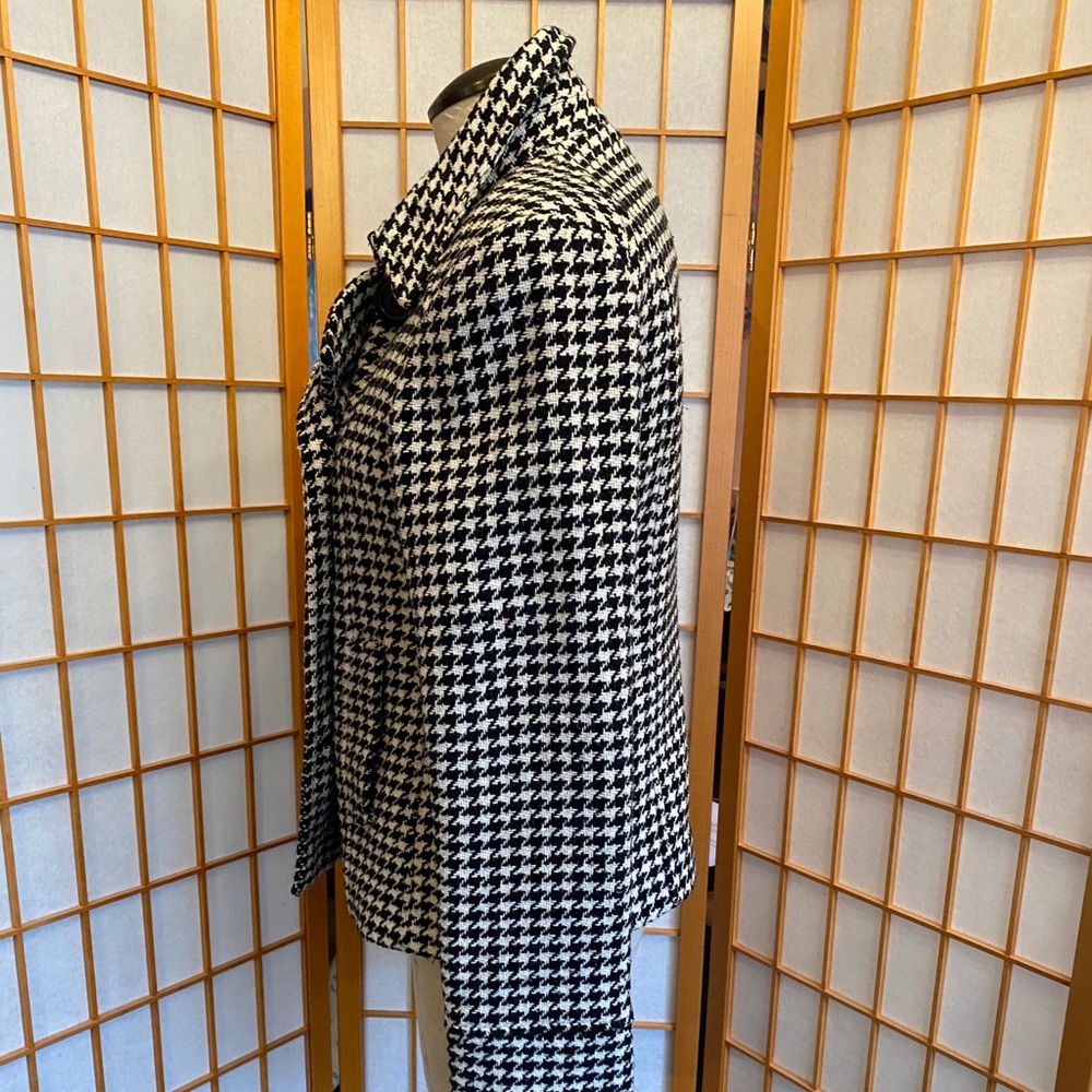 Mudd Wool Blend Houndstooth Coat - 🤍 size M 🖤 - Picture 3 of 8